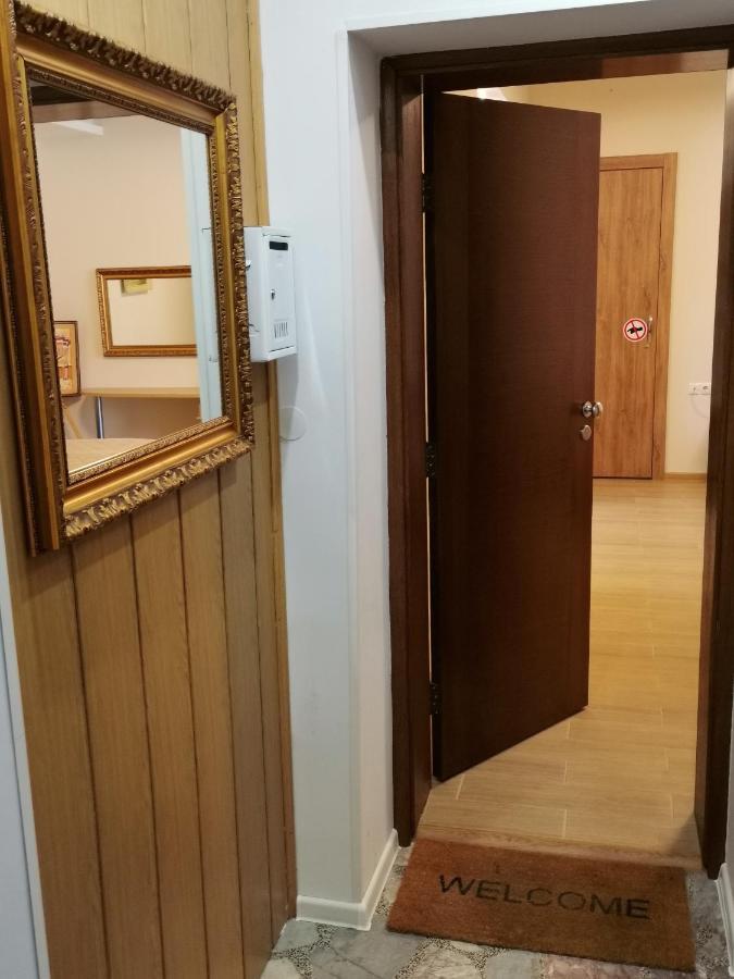 Guest Apartment Monarch スモーリャン エクステリア 写真